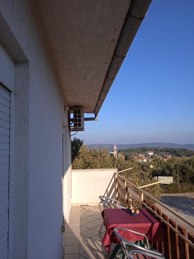 Apartments Irena Bozava Bagian luar foto